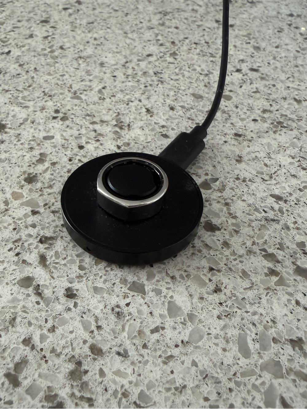 Oura 3rd Generation - Picture 2 of 4